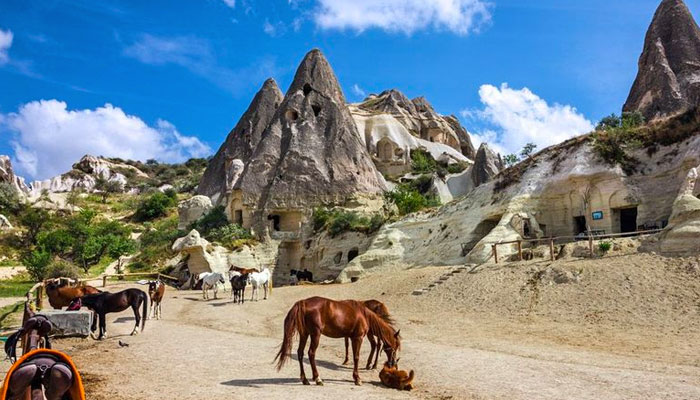 Tour a Cavallo di Cappadocia